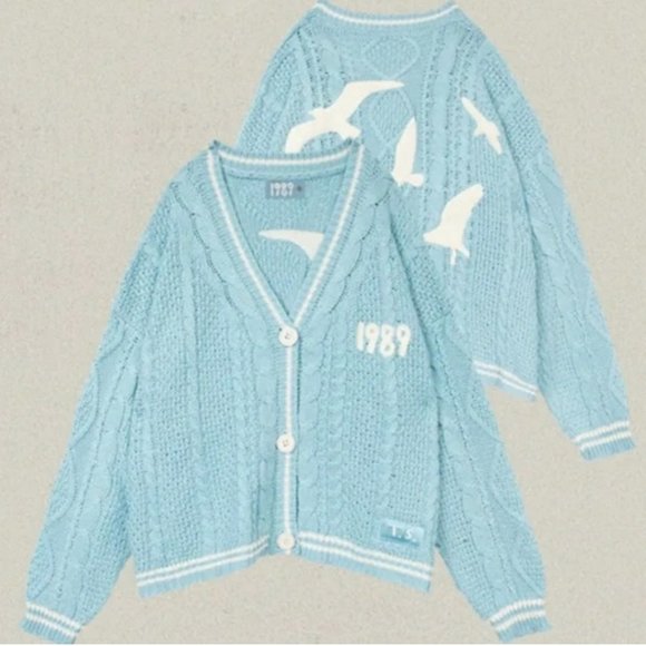 Taylor Swift Sweaters - NWT NEW IN BAG Official Taylor Swift 1989 Cardigan XS/S